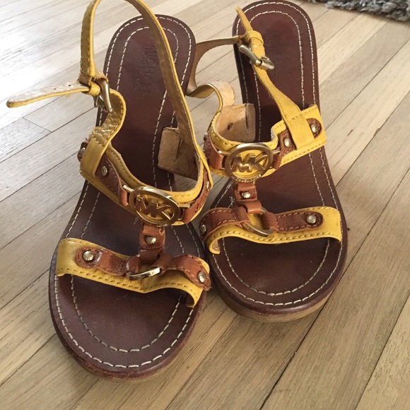 Michal kors sandals