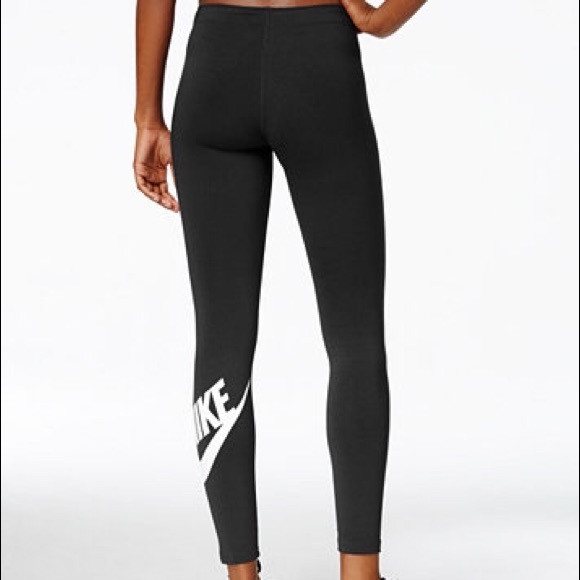 Nike leggings