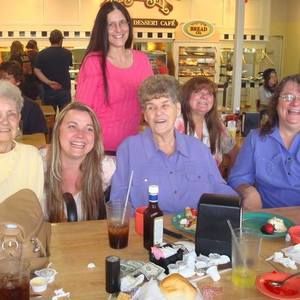 Meet your Posher, Loretta