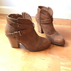 XOXO Kasper Booties