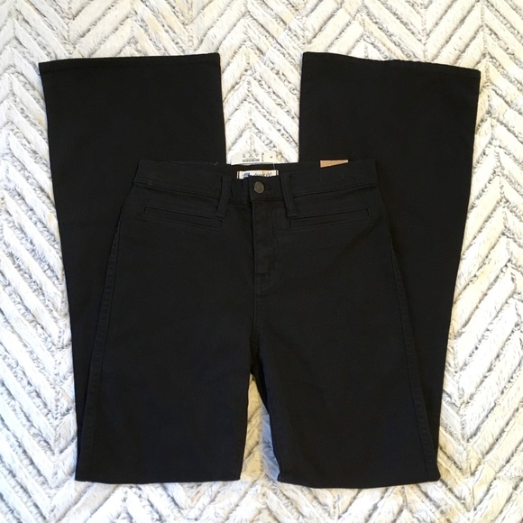 Madewell Flea Market Flare Jeans in Rollins Wash - Picture 4 of 4