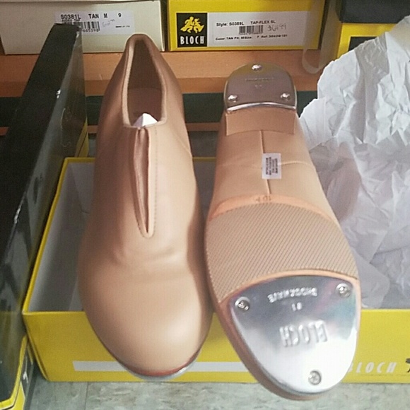 Bloch tap shoe