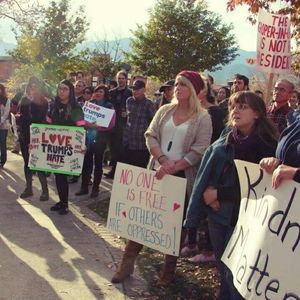 Meet your Posher, Charlotte