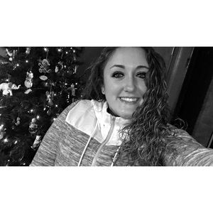 Meet your Posher, Kendra