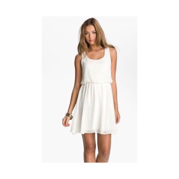 LUSH Off White Short Dress