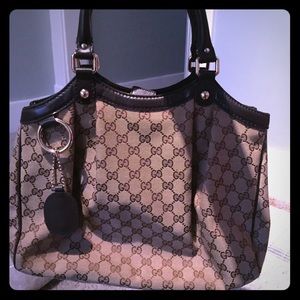 Gucci purse & wallet