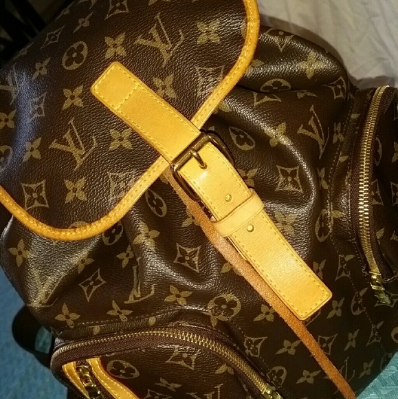 SOLD!!    Louis Vuitton Monogram Bosphore Backpack - Picture 2 of 4