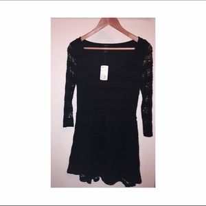 Forever21 Black Lace Skater Dress - Size Large