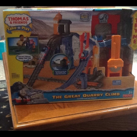 Thomas & Friends Take and Play - Picture 1 of 1