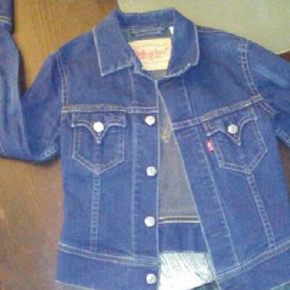 💞Levi's denim jacket.💋