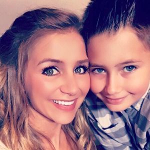 Meet your Posher, Alisha