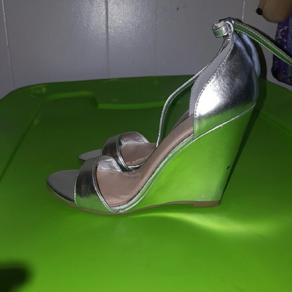 Wedges - Picture 2 of 2