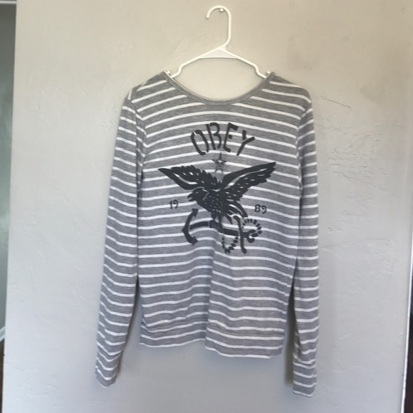 🎀SOLD🎀 Black, White and Grey OBEY Sweater