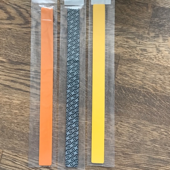 BNWT Road ID Bands