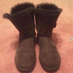 Uggs size 6
