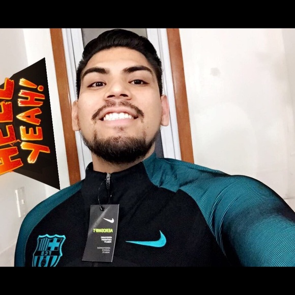 Meet your Posher, Juan - Picture 1 of 1