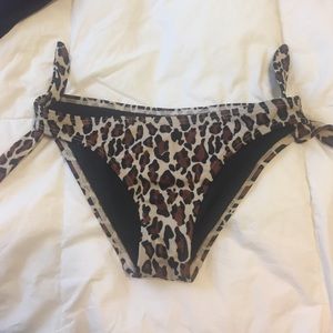 Victoria's secret leopard print bottoms
