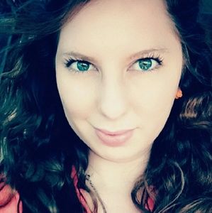 Meet your Posher, Karina