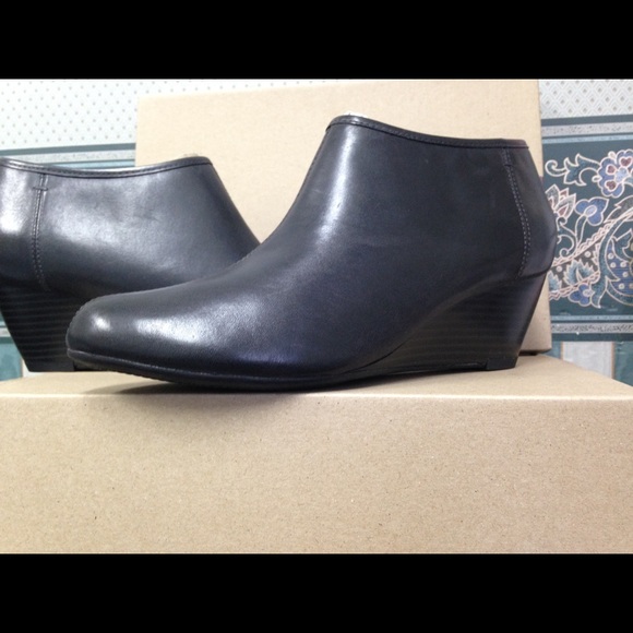 New Clarks Boots Abby Brielle, black gray