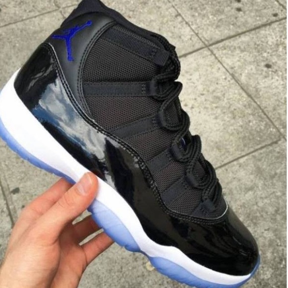 space jams size 6.5