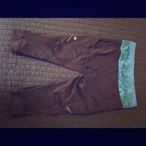 Lululemon Run Crops, size 6.