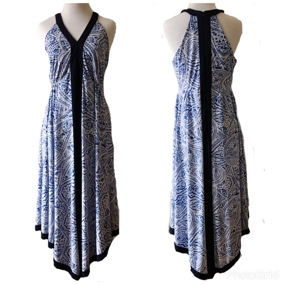 Carmen Marc Valvo Dresses & Skirts - Carmen Marc Valvo Blue White Paisley Maxi Dress 10