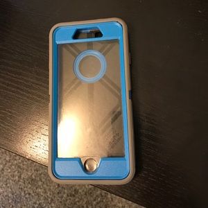 Great condition otter box defender for iphone 7!
