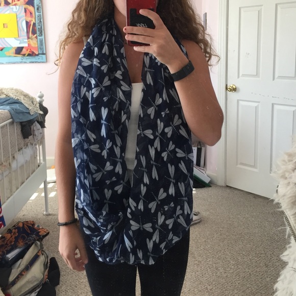Circle scarf