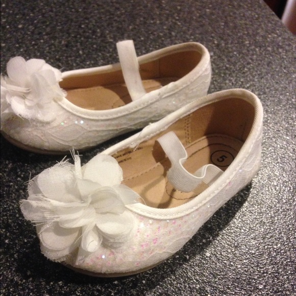 Sparkle Lace Flower cream white baby shoe SZ 5