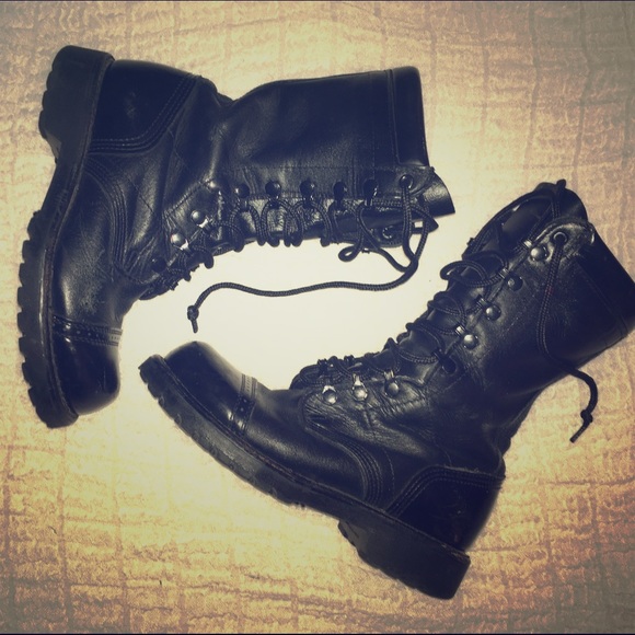 Combat boots