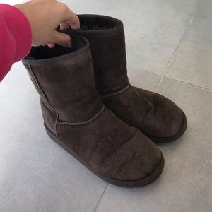 Brown Uggs
