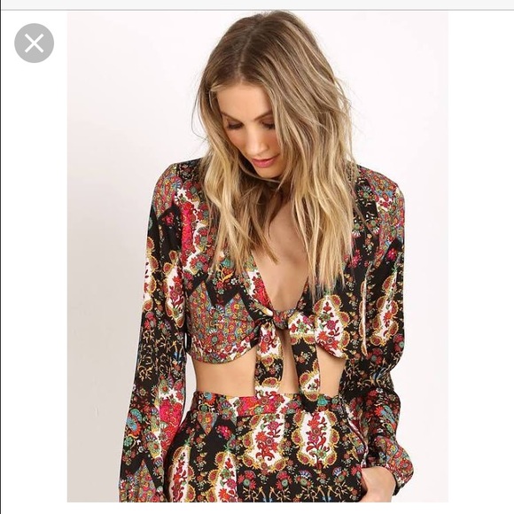 Show me your mumu Nat-tie-lie crop xs
