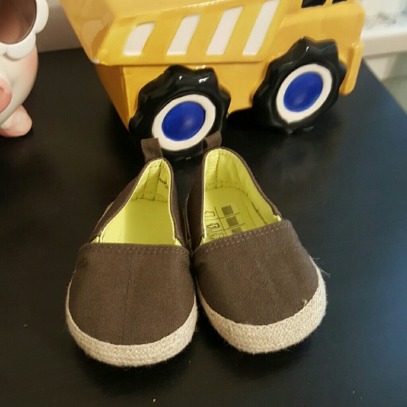Cute h &mshoes