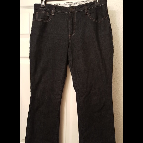 Dark Denim Jeans only worn twice. Good condition.