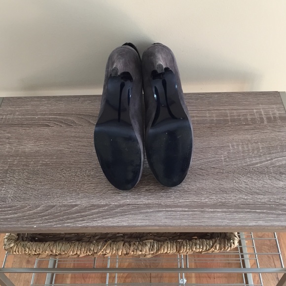 Gray ankle booties - Picture 4 of 4