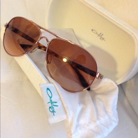 Women's Oakley Sunglasses