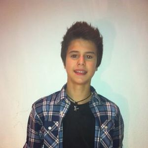 Meet your Posher, Felipe thomas