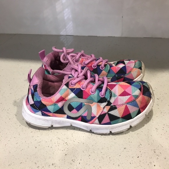 Gap sneakers