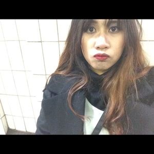 Meet your Posher, Alisa