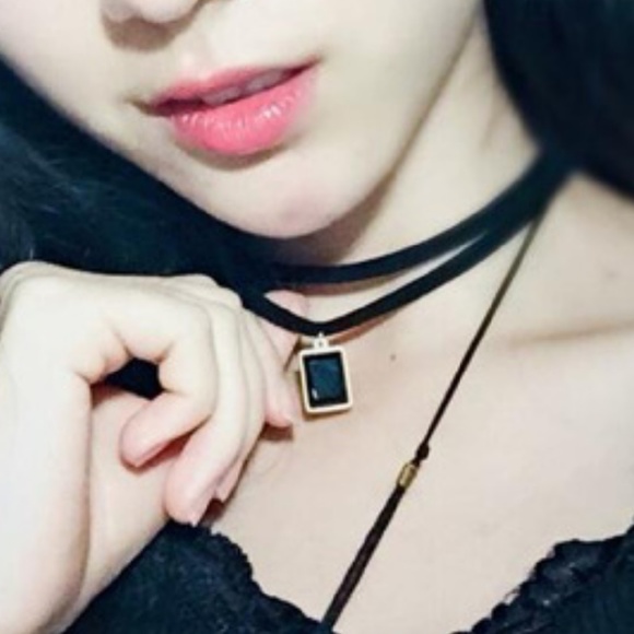 🍁 5 for $25 🍁 NWT Layered Choker 90's - Picture 4 of 6