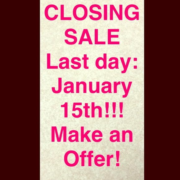 🔥💥CLOSET CLOSING SALE💥🔥 - Picture 1 of 1
