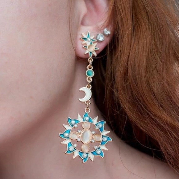 New Jewel Sun and Moon Dangling Gold Earrings - Picture 3 of 5