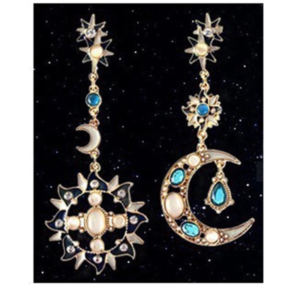 New Jewel Sun and Moon Dangling Gold Earrings - Picture 2 of 5