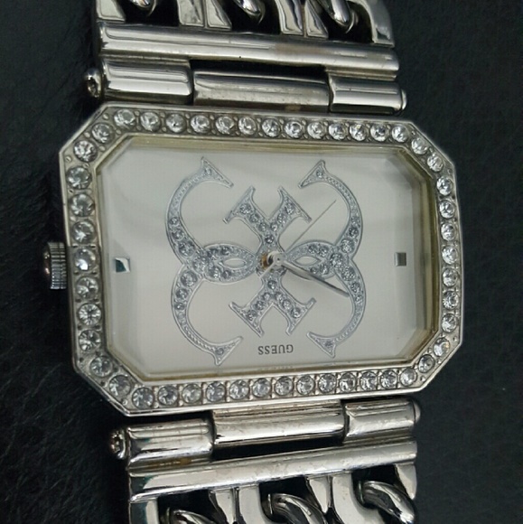 Watch - Picture 2 of 3