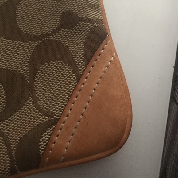 Authentic Coach Wristlet - Picture 2 of 4