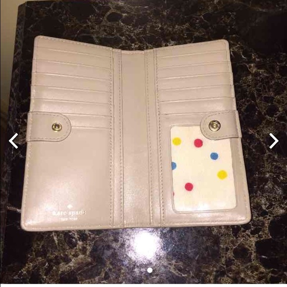 Kate Spade Wallet - Picture 3 of 4