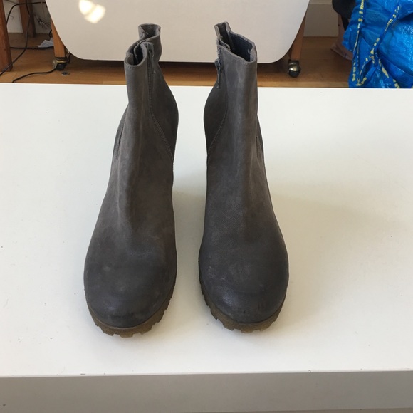 Kennel & Scmenger wedge ankle booties in size 39