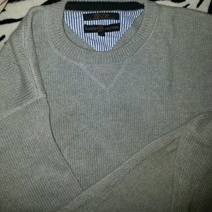 Tommy Hilfiger sweater