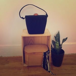Vintage black handbag with amber stone