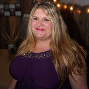 Meet your Posher, Monique